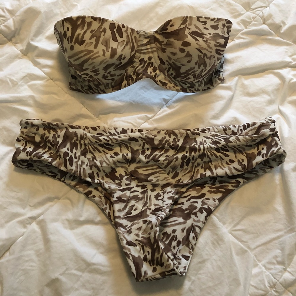 Mikoh Shark Leopard bikini